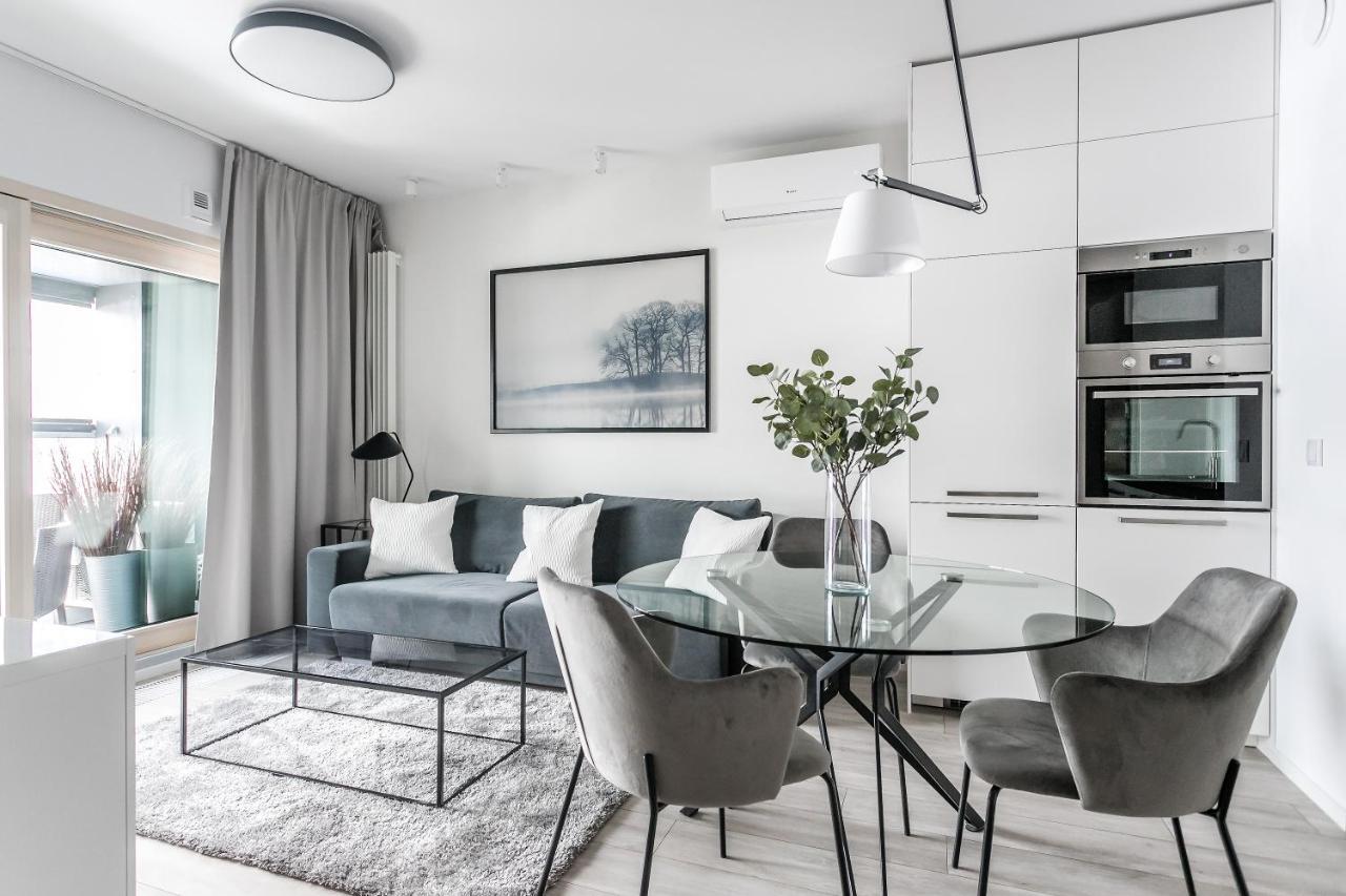 ורשה Mennica Residence Apartments By P&O Serviced Apartments מראה חיצוני תמונה