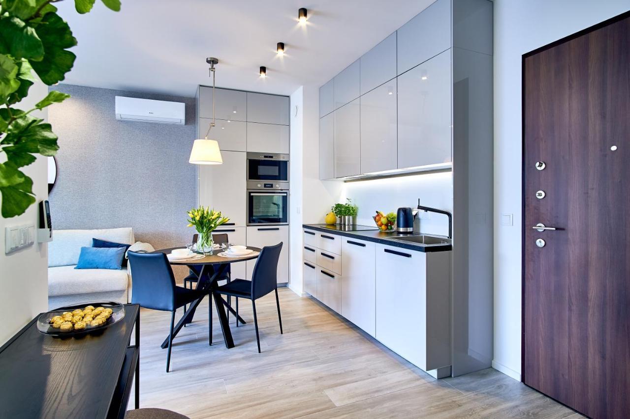 ורשה Mennica Residence Apartments By P&O Serviced Apartments מראה חיצוני תמונה